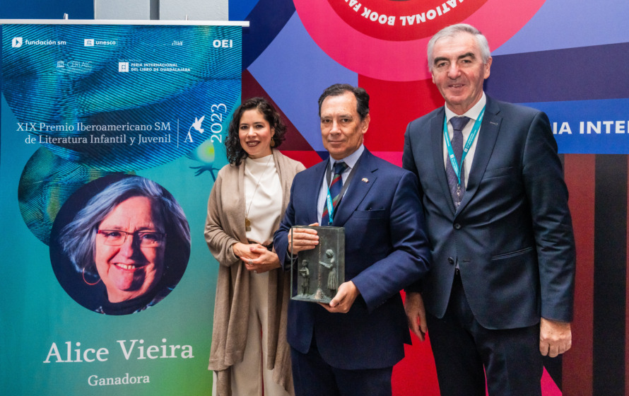 Alice de Jesús Vieira recibe el XIX Premio Iberoamericano SM de Literatura Infantil y Juvenil