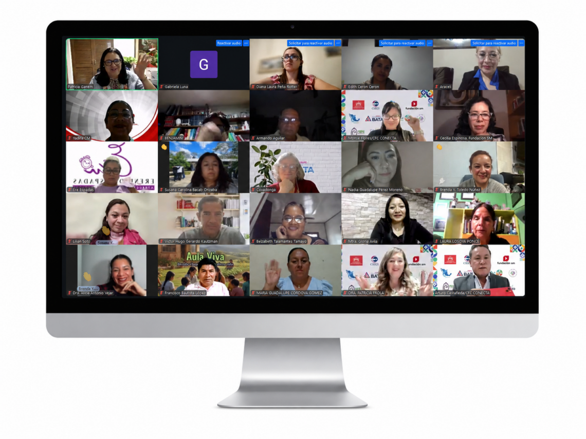 Pantalla de ordenador con una videollamada grupal del 6º Foro Nacional de Visibilización de Buenas Prácticas, sobre fondo blanco.